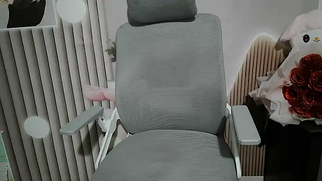 Emachiii online show from 12.05.25