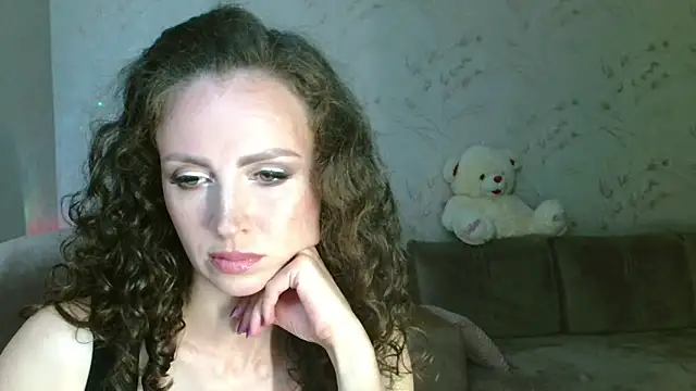Snapshot of Amber_Carrol chatting on 06.19.26 Amber Carrol online show from 06.19.26