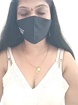 shivani27 online show from 04.12.26