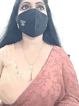 Snapshot of shivani27 chatting on 05.02.26 shivani27 online show from 05.02.26