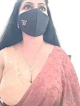 Snapshot of shivani27 chatting on 05.03.26 shivani27 online show from 05.03.26