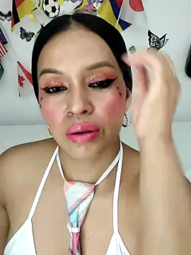 Snapshot of AntonelaMorriz chatting on 06.27.26 AntonelaMorriz online show from 06.27.26