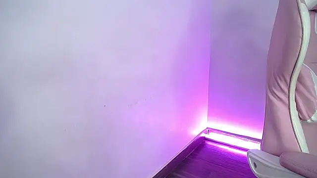 Snapshot of Stepha_babe chatting on 09.16.25 Stepha babe online show from 09.16.25