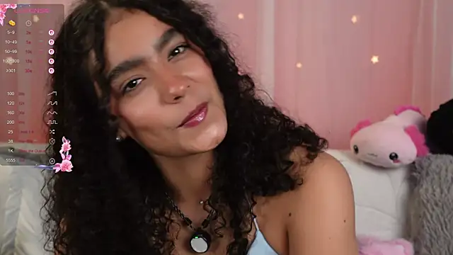 Victoria Curly online show from 10.20.25