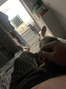 Snapshot of BobKat chatting on 03.25.26 BobKat online show from 03.25.26