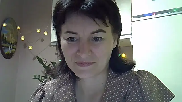 Krystal 82 online show from 10.05.25