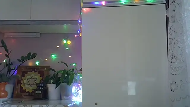 Krystal 82 online show from 10.09.25