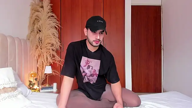 Dark beauty2 online show from 09.11.25