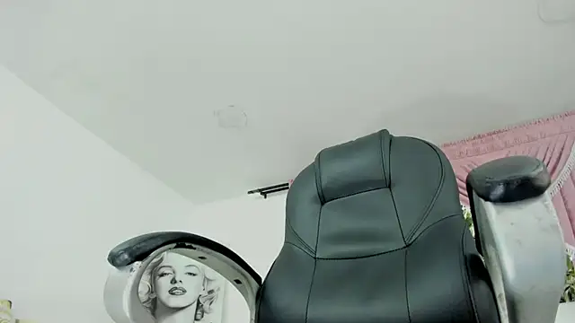 Dereck Boy8 online show from 09.26.25