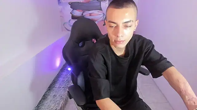 Dereck Boy8 online show from 11.12.25