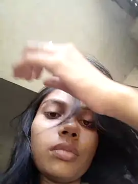 queen girl  online show from 09.29.25