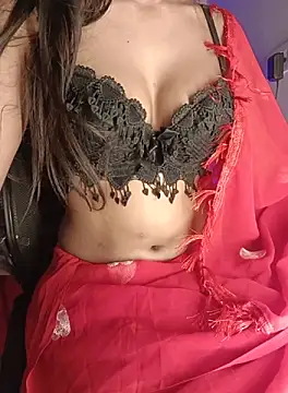 queen girl  online show from 10.06.25