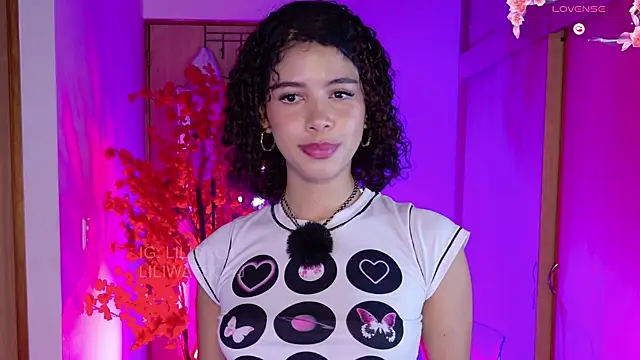 lilijwatson online show from 04.10.26