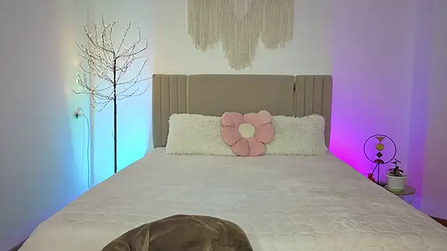 Real cutie1 online show from 02.18.26