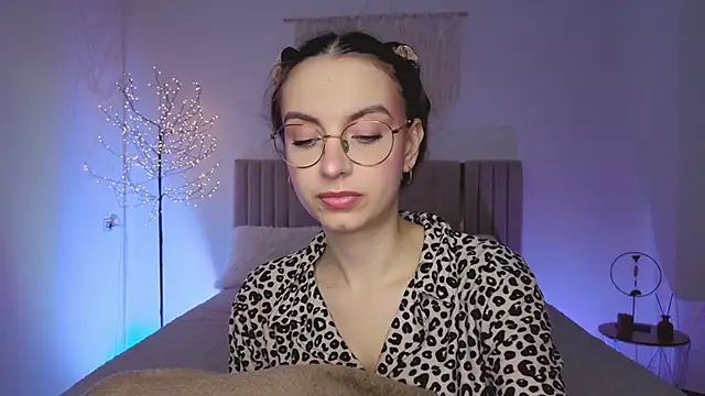 Real cutie1 online show from 03.17.26