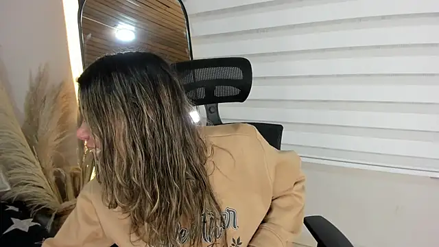 Rachell criss online show from 10.30.25