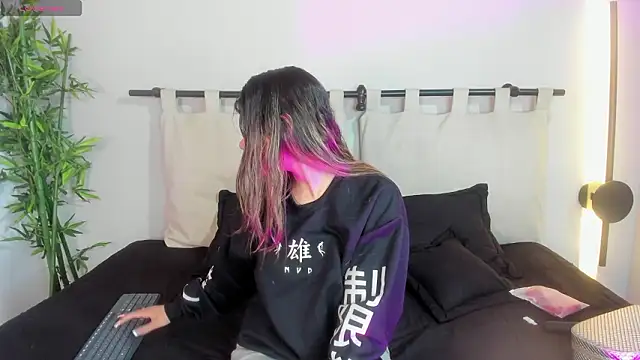 Rachell criss online show from 03.10.26