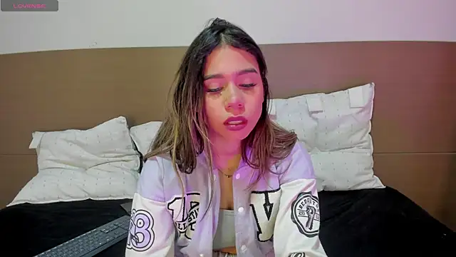 Rachell criss online show from 04.09.26