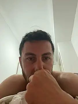 emredenizz07 online show from 11.05.25