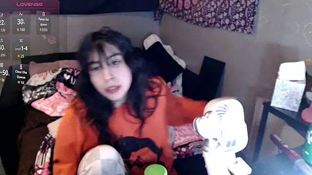 London Ray online show from 02.07.26