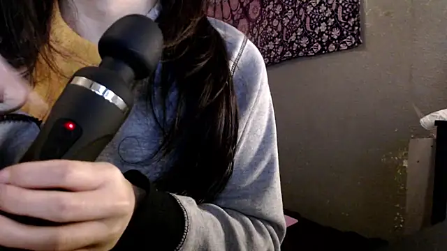 Snapshot of London_Ray chatting on 05.15.26 London Ray online show from 05.15.26