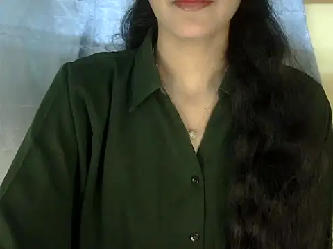 Snapshot of zara_Khan0 chatting on 09.20.25 zara Khan0 online show from 09.20.25