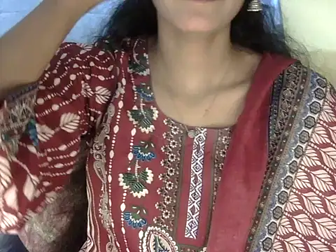 Snapshot of zara_Khan0 chatting on 09.23.25 zara Khan0 online show from 09.23.25