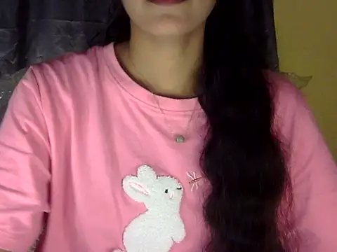 Snapshot of zara_Khan0 chatting on 09.26.25 zara Khan0 online show from 09.26.25