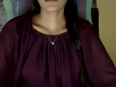 Snapshot of zara_Khan0 chatting on 10.13.25 zara Khan0 online show from 10.13.25