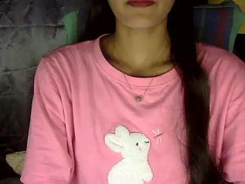 Snapshot of zara_Khan0 chatting on 10.23.25 zara Khan0 online show from 10.23.25