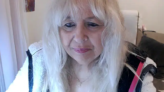 SusiLifeXXX online show from 10.14.25