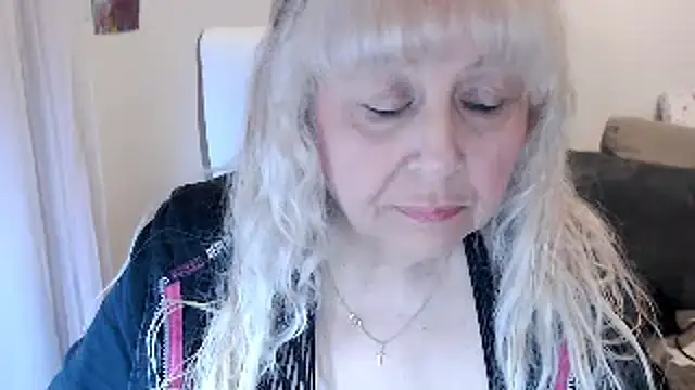 SusiLifeXXX online show from 10.27.25