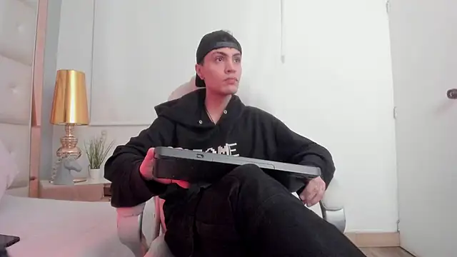 dark sun302 online show from 11.22.25