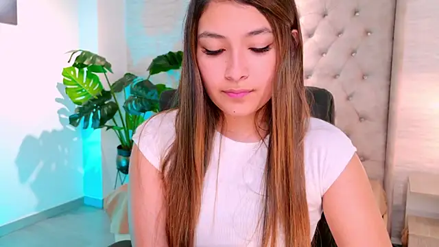 Abrill cute online show from 09.13.25