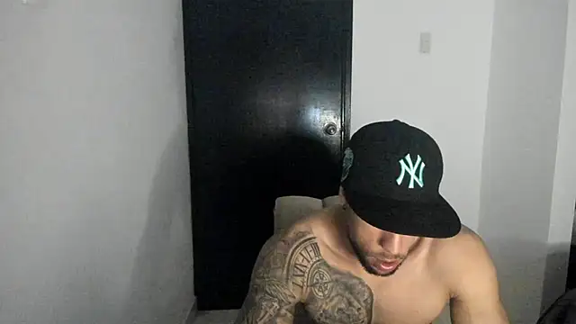Snapshot of ThiagoLugo chatting on 05.01.26 ThiagoLugo online show from 05.01.26