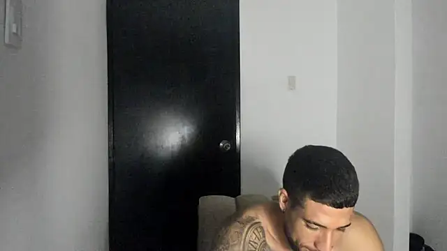 Snapshot of ThiagoLugo chatting on 05.05.26 ThiagoLugo online show from 05.05.26
