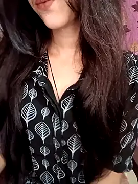 Queen Pooja7 online show from 09.17.25