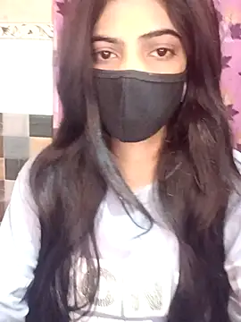 Queen Pooja7 online show from 10.26.25