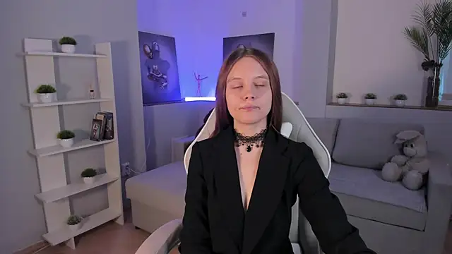 AlicePill online show from 10.13.25