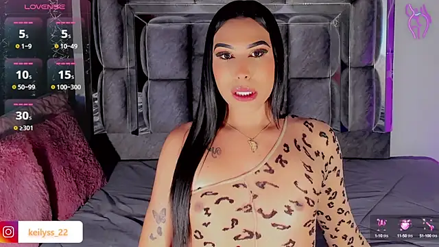 Snapshot of Keilyss_ chatting on 09.20.25 Keilyss online show from 09.20.25