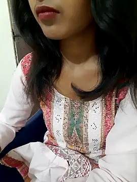 Snapshot of AnkitaDevi chatting on 04.24.26 AnkitaDevi online show from 04.24.26