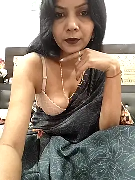 Yourhotsweetgirl online show from 11.18.25