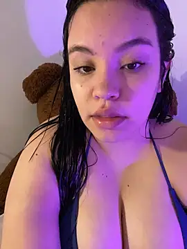 Emily Taylor2 online show from 10.16.25