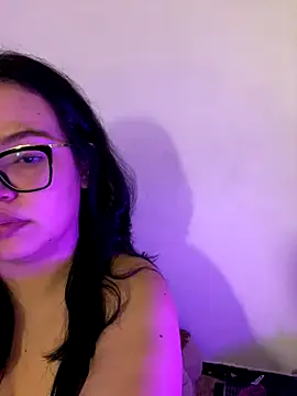 Emily Taylor2 online show from 10.17.25