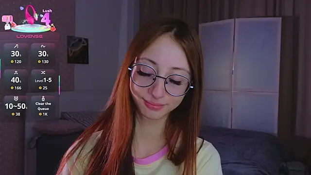 AvrilLeMell online show from 10.16.25