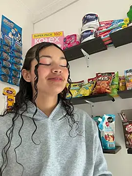 Camilla Miller01 online show from 04.15.26