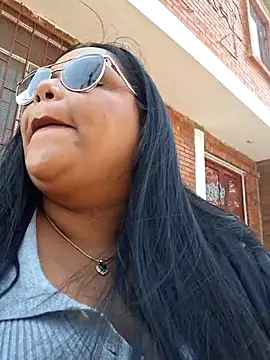 Snapshot of Arena_13 chatting on 02.12.26 Arena 13 online show from 02.12.26