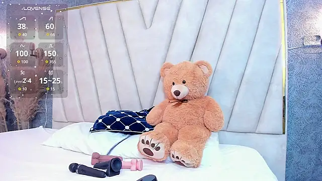 AmyStar1 online show from 11.22.25