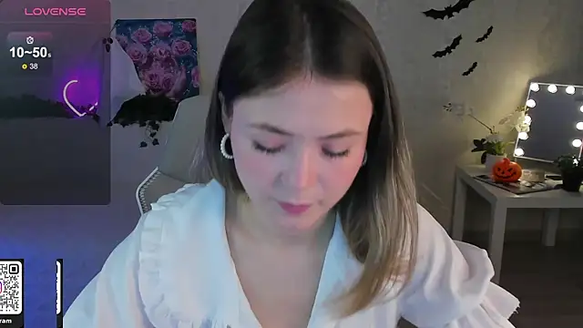 ArleneThomas online show from 10.28.25