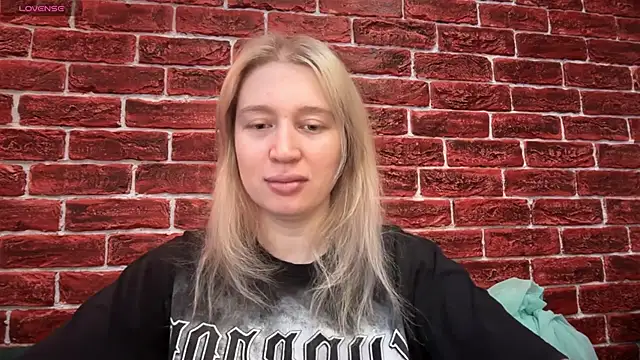 CitrusBlissss online show from 11.21.25